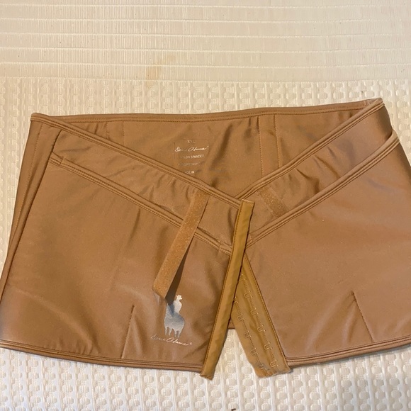 Dene Adams CC Corset XXL - Picture 2 of 6